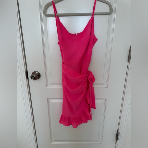 Lilly Pulitzer Dresses & Skirts - Lilly Pulitzer Wrap Dress